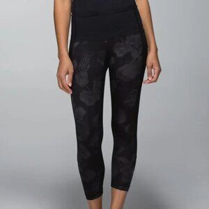 Lululemon Seek The Heat Crop Leggings Inky Floral Soot Black